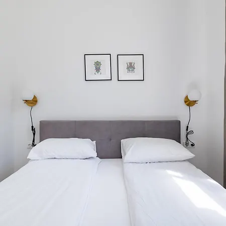 Park Avenue By Hostlovers 公寓 考纳斯