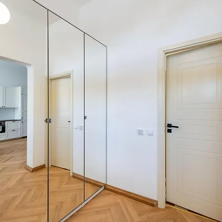 Park Avenue By Hostlovers Lägenhet Kaunas