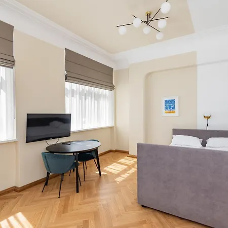 Park Avenue By Hostlovers 考纳斯