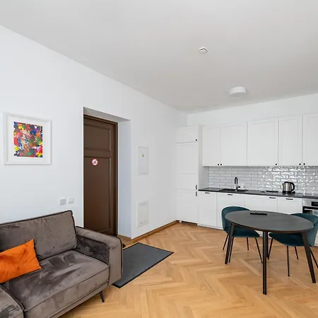 Lägenhet Park Avenue By Hostlovers