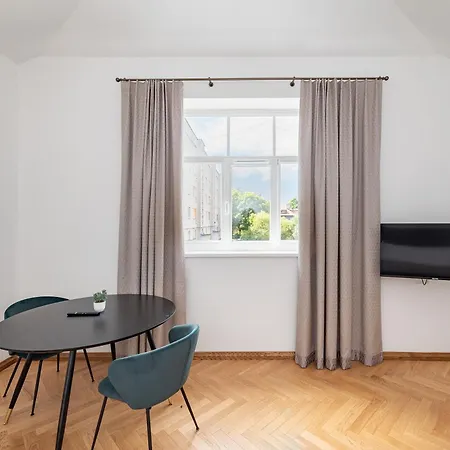 Lägenhet Park Avenue By Hostlovers *